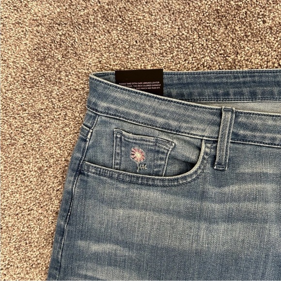 JEN7 by 7 For All Mankind Women's Cropped Kick Jeans Blue Size 18 - NWT $109 - Picture 6 of 16